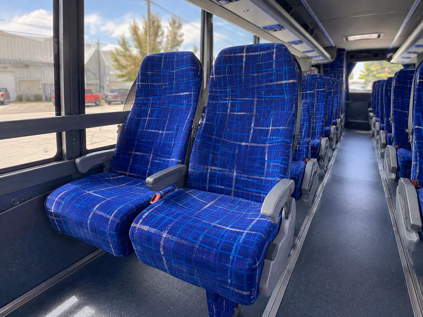 how the type of bus you choose changes the price in camarillo california